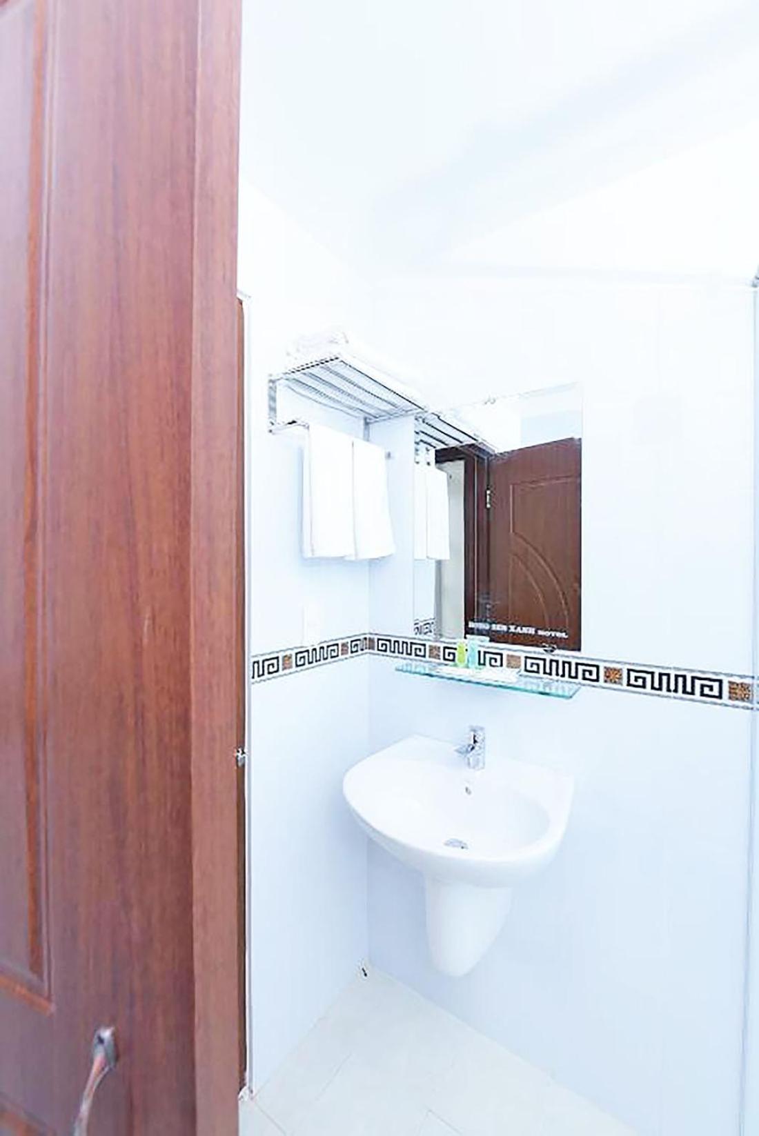 Bong Sen Xanh Hotel Cao Lãnh 외부 사진